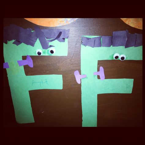 Preschoolers are doing f this week... Letter f craft for Frankenstein perfect for Halloween Kids Crafts Preschool, F Craft, Abc Projects, Letter F Craft, October Preschool, Alphabet School, October Lessons, Preschool Letter Crafts, Toddler Board