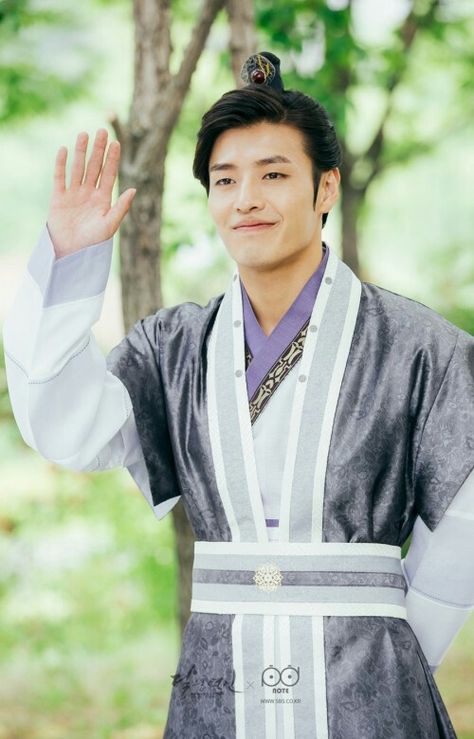 Wang Wook - Scarlet Heart Ryeo Scarlet Heart Ryeo Cast, Moon Lovers Drama, Moon Lovers Scarlet Heart Ryeo, Scarlet Heart Ryeo, Hanbok Traditional, Kang Ha Neul, Historical Movies, Lover Clothes, Scarlet Heart