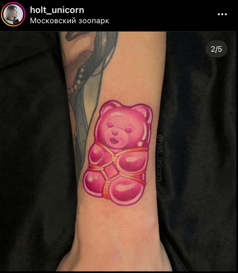 Pink Tattoo Aesthetic, Pink Tattoo Ink, 50 Tattoo, Bright Tattoos, Petit Tattoo, Pink Tattoo, Wicked Tattoos, Kawaii Tattoo, Stylist Tattoos