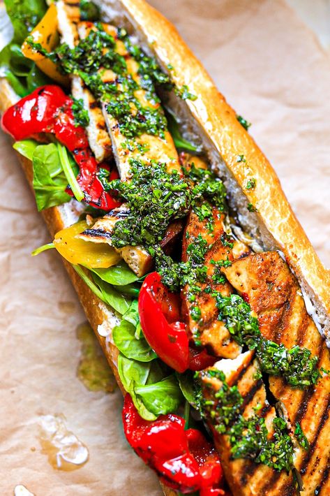 Grilled Tofu Sandwich with Chimichurri - Lucy & Lentils Grilled Tofu Sandwich, Vegan Tofu Sandwich, Grilled Sandwich Recipes Vegetarian, Vege Sandwiches, Tofu Sandwich Recipes, Vegan Sandwich Ideas, Best Vegetarian Sandwiches, Tofu Sandwich, Vegan Sandwiches