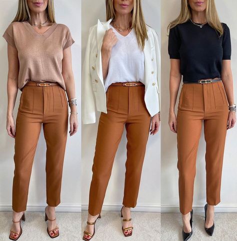 Work Outfits Brown Pants, Mocha Pants Outfit Color Combos, Burnt Orange Slacks Outfit, Brick Color Pants Outfits, Outfit Pantalon Marron, Colored Pants Outfits, Casual Work Outfits Women, Fashionable Work Outfit, Modest Fashion Outfits