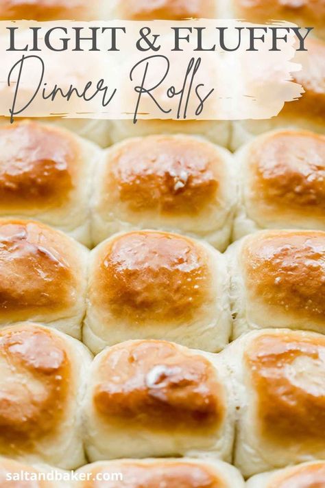 These are the best homemade dinner rolls. They are easy to make and have a fairly quick rise. If you are looking for homemade dinner rolls that are better than pioneer woman or lion house, try this recipe! Pioneer Woman Rolls, Best Dinner Roll Recipe, Thanksgiving Dinner Rolls, Thanksgiving Rolls, Fluffy Dinner Rolls, Best Thanksgiving Recipes, Homemade Rolls, Best Dinner, Homemade Dinner Rolls