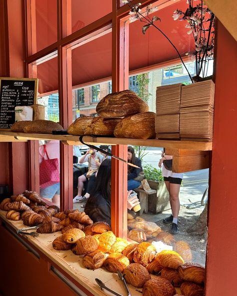 weekends in LDN are good for the soul 🍓🏙️🌟🌸🪩🥐🧘🏼‍♀️💐🫶🏼❣️🩷🍉🍒♥️ #london #londonbakery #londoncoffeeshops #londoncoffee #londonweekend #ootd #londonfashion #thingstodoinlondon London Bakery, Bakery London, Bakery Ideas, Good For The Soul, Things To Do In London, London Fashion, The Soul, Coffee Shop, Ootd