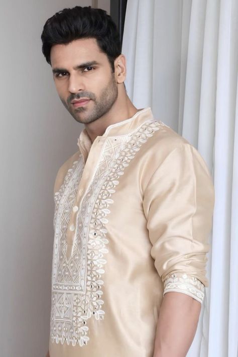 Vivek Dahiya, Kurta Patterns, Living Room Decor, Follow Me, Room Decor, Actresses, Actors, India, Pattern