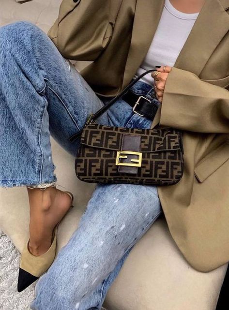 Mode Inspo, 가을 패션, Mode Vintage, Outfit Casual, Fendi Bags, Look Fashion, Autumn Winter Fashion, Business Casual, Fashion Inspo Outfits