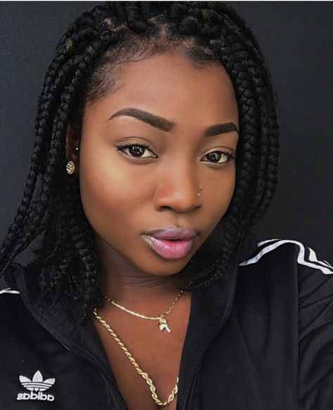 Quick Braiding Hairstyles, African Braids Hairstyles Pictures, Braiding Hairstyles, Short Box Braids, Braids Hairstyles Pictures, African Braids Hairstyles, Dark Skin Women, Twist Braids, African Hairstyles