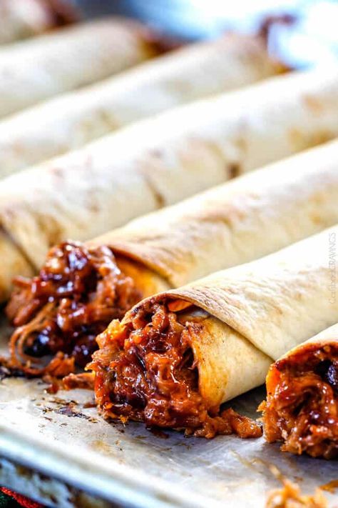 Cheesy Baked BBQ Pork Taquitos - these are SO addicting! My entire family loved them and is already begging me to make them again! and don't skip the Chipotle Ranch - its incredible! Pork Taquitos Recipe, Pork Taquitos, Yummiest Food, Healthy Pork Recipes, Taquitos Recipe, Chipotle Ranch, Summer Food Party, Carlsbad Cravings, Tasty Meat