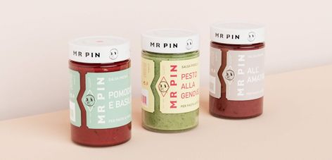 Mr Pin Salsa Fresca on Packaging of the World - Creative Package Design Gallery Sauces For Pasta, Italian Sauces, Cold Tea, Salsa Fresca, Italian Sauce, Jar Packaging, Pasta Pizza, Consumer Packaging, Food Branding