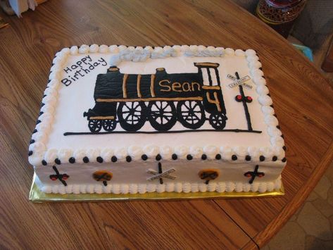 Train FBCT on a half sheet cake. Over-piped with BC. GP decorations. very fun to make! Train Cake For Men, Steam Train Cake, Motorcycle Cake, Half Sheet Cake, Cake Design For Men, Train Birthday Cake, Sheet Cake Designs, Dad Birthday Cakes, Birthday Sheet Cakes