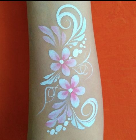 Paint Balloons, Easter Face Paint, Face Painting Flowers, Niche Interests, Festival Face Paint, Festival Paint, Face Painting For Boys, Adult Face Painting, Arm Painting