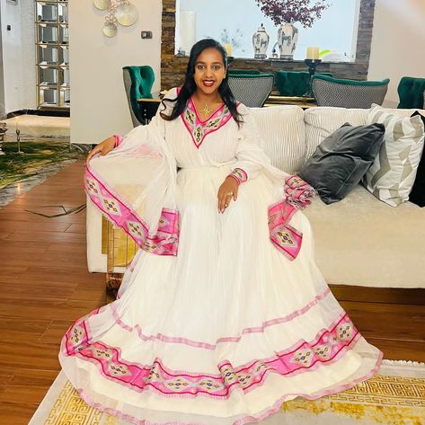 Ethiopian Wedding Dress, Ethiopian People, Eritrean Dress, Ethiopian Wedding, Ethiopian Clothing, Habesha Dress, Ethiopian Traditional Dress, Ethiopian Dress, Habesha Kemis