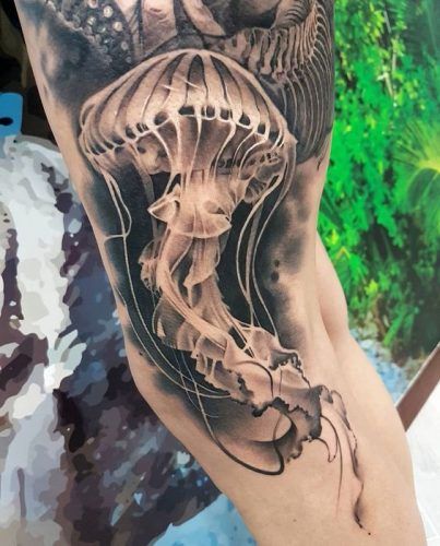 Underwater Theme Sleeve Tattoo, Octopus Realistic Tattoo, Shark Octopus Tattoo, Octopus Jellyfish Tattoo, Realism Jellyfish Tattoo, Sea Tattoo Ideas Sleeve, Ocean Themed Tattoos Men, Underwater Ocean Tattoo, Jellyfish And Octopus Tattoo