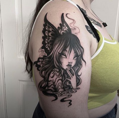 Gothic Fairy Tattoo, Feminine Tattoo Sleeves, Fairy Tattoo Designs, Wicked Tattoos, Creepy Tattoos, Stylist Tattoos, Tattoo Style Drawings, Fairy Tattoo, Back Tattoo Women