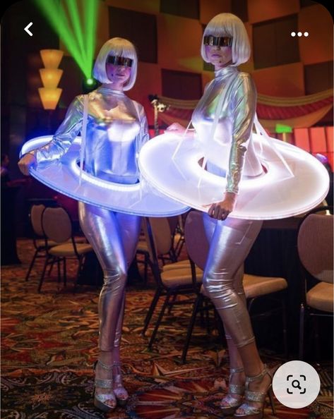 Space Odyssey Costume, Space Like Outfits, Outer Space Party Costumes, Unique Alien Costume, Out Of Space Outfit, Diy Saturn Costume, Outerspace Costume Ideas, Space Movie Costumes, Astronaught Costume