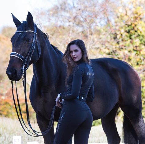 Erin Williams, Black Heart Equestrian, Equestrian Outfit, Horse Riding Outfit, Heavy Metal Girl, Equestrian Girls, Horse Dressage, Horse Boarding, Dressage Horses