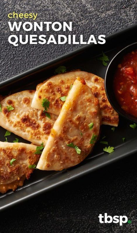 Appetizers Wonton, Mini Quesadillas, Brunch Appetizers, Won Ton, Wonton Recipes, Wonton Wrappers, Bariatric Recipes, Football Food, Party Food Appetizers