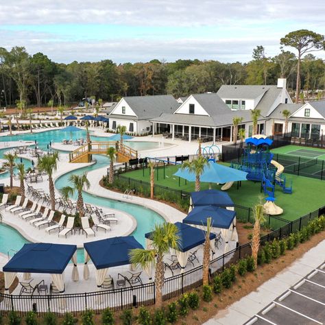 Hilton Head National Rv Resort, Rv Park Design Plans, Campground Resort, Luxury Rv Resorts, Best Rv Parks, Rv Resorts, Rv Trips, Beach Entry Pool, Camping Products