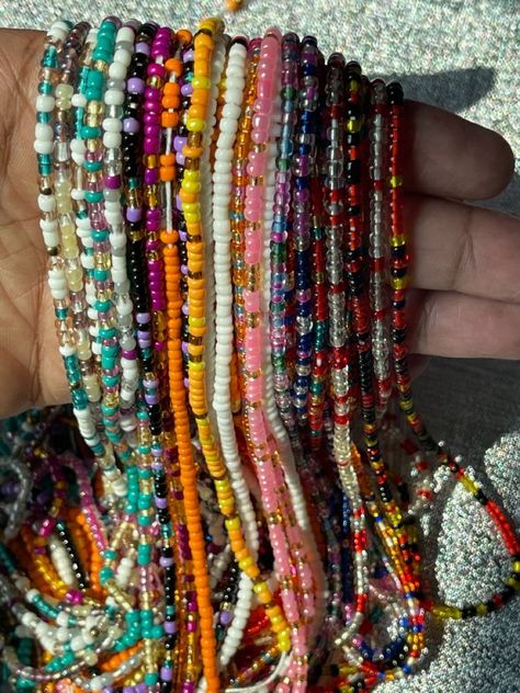 Beads For Waist Beads, Waistbead Design Ideas, Waistbead Aesthetic, Waistbeads Aesthetics, Waistbead Ideas, Waistbeads Designs, Waist Beads Aesthetic, Waist Beads Ideas, Waste Beads