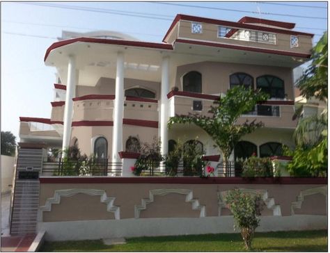 Indian Exterior House Colour Combination, Exterior Colours For Indian Home, House Colour Exterior Indian, Bungalow Exterior Colors, Home Exterior Colors Combinations, Brown House Exterior, Modern House Colors, Outside House Paint, Exterior Color Combinations