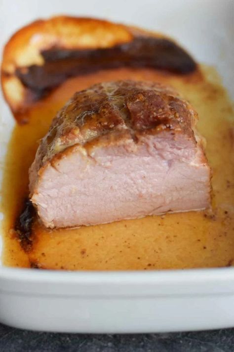 Low FODMAP maple mustard glazed ham | Karlijn's Kitchen Mustard Glazed Ham, Paleo Ham, Ham In The Oven, Fodmap Recipes Dinner, Low Fodmap Recipes Dinner, Maple Mustard, Glazed Ham, Ham Glaze, Low Fodmap Recipes