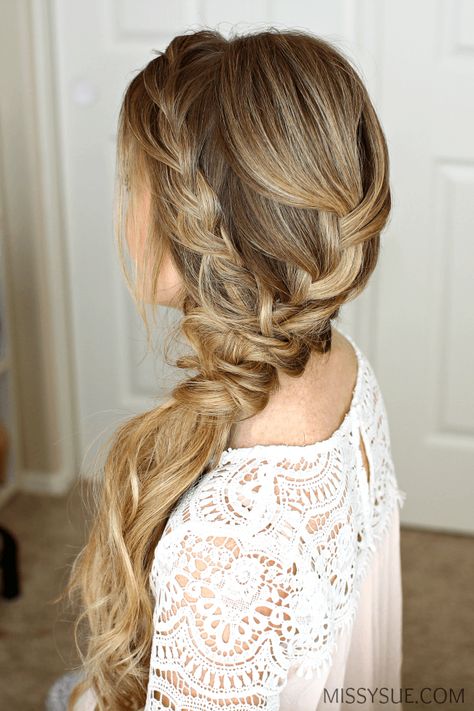 Side Swept Braid, Braided Side, Chignon Updo, Hair Updos Tutorials, Prom Hair Updo, Prom Hairstyle, Side Swept Hairstyles, Braided Ponytail Hairstyles, Side Swept