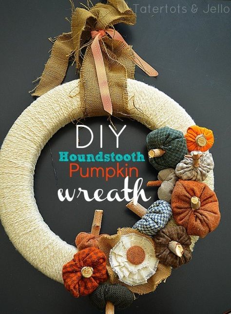 Houndstooth-Pumpkin-Wreath Unique Fall Wreath, Fall Wreath Tutorial, Crafts Fall, Plaid Pumpkin, Wreath Hanging, Cone Crafts, Fall Deco, Diy Fall Wreath, Fall Crafts Diy