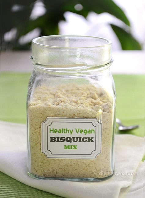 Healthy Vegan Bisquick Mix - fantastic alternative to the store bought baking product - use it for everything - from pancakes, waffles, to sausage balls, dumplings, pot pie or coffee cake - diettaste.com Vegan Bisquick, Bisquick Waffles, Jar Mixes, Homemade Ingredients, Kitchen Nostalgia, Homemade Bisquick, Cooking Items, Free Pantry, Pantry Recipes