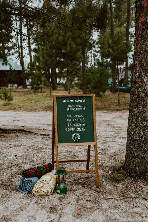 Campsite Wedding Receptions, Campy Wedding, Camp Wedding Ideas, Camping Wedding Theme, Glamping Bachelorette, Summer Camp Themes, Camp Games, Getaway Wedding, Campground Wedding