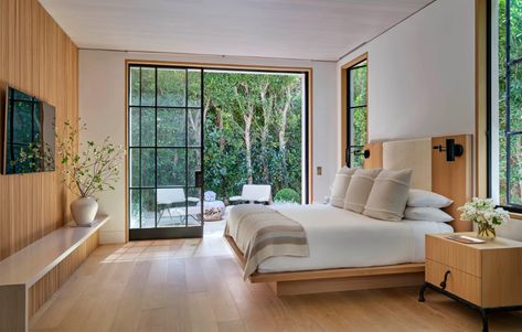 Indoor Outdoor Bedroom, California Cool Interior Design Bedroom, Primary Bedroom Patio, Bedroom With Living Room Area, Modern Contemporary Bedroom Master Suite Architectural Digest, Hotel Proper Santa Monica, Wood Ceiling Bedroom, Indoor Living Wall, The Proper Hotel Santa Monica