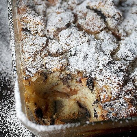 Recipe: Bakerella's Easy Blueberry Muffin Bread Pudding Muffin Bread Pudding, Jumbo Blueberry Muffins, Blueberry Muffin Bread, Peanut Butter Cup Brownies, Easy Blueberry Muffins, Bread Puddings, Muffin Bread, Wedding Cake Recipe, Cake Pop Recipe