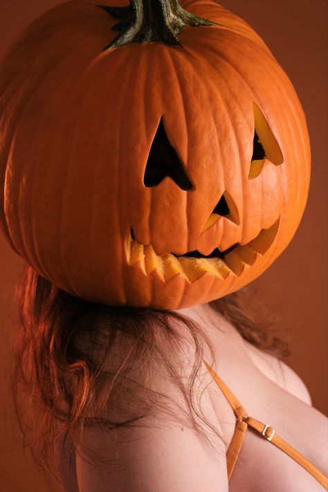 Self portrait photo to finish off spooky season for me. Lingerie: Studio Pia Camera: Fujifilm X-T4 Studio Pia, Pumpkin Head Photoshoot, Halloween Portraits, Spooky Shoot, Head Photoshoot, Camera Fujifilm, Horror Photography, Bouidor Photography, Fall Portraits