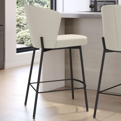 Modern Bar Stools Kitchen, High Back Bar Stools, Grey Bar Stools, Island Chairs, Black Counters, Bar Stools Kitchen Island, Counter Decor, Black Bar Stools, Metal Bar Stools