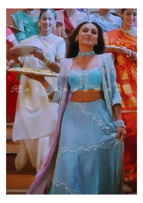 2000s Lehenga Bollywood, Rani Mukerji 90s Lehenga, Rani Mukherjee Lehenga, 90s Bollywood Fashion Traditional, 90s Bollywood Lehenga, 2000s Bollywood Fashion, Vintage Bollywood Outfits, Retro Bollywood Fashion, Kay Core