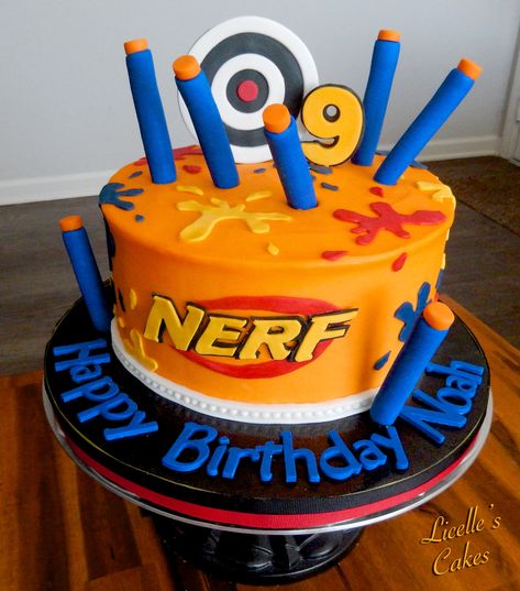 Nerf Birthday Party Ideas Cake, Nerf Cakes For Boys, Nerf Cake Ideas, Nerf Birthday Cake, Nerf Birthday Party Ideas, Nerf Cake, 8th Birthday Cake, Nerf Birthday Party, Harry Birthday