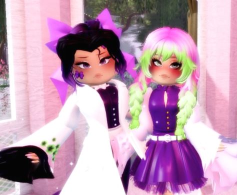 Shinobu Cosplay Royale High, Mitsuri Royale High, Mitsuri And Shinobu, Shinobu And Mitsuri, Roblox Cosplay, Demonslayer Shinobu, Royale High, Fit Ideas, Anime