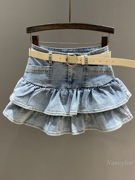 Skirt Denim Outfit, Ruffled Denim Skirt, Skirts 2023, Short Summer Skirts, Denim Skirt Outfits, Skirt Denim, Denim Skirt Women, Love Is Free, Ruffle Skirt