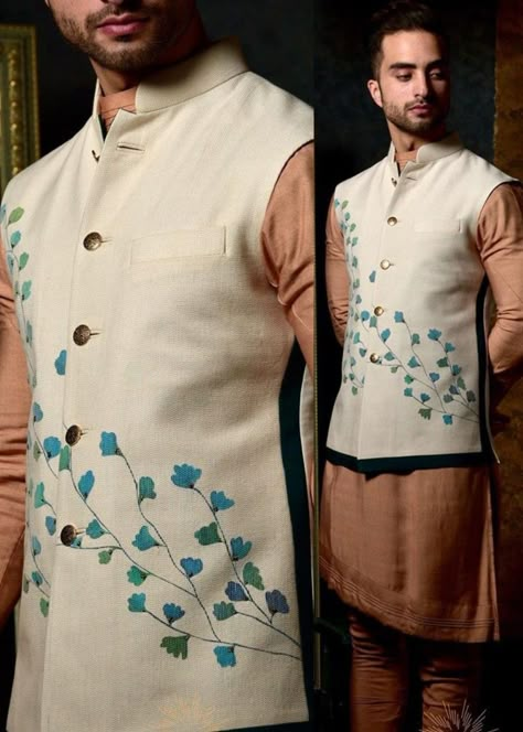 Navratri Kurti, Kurta Pajama With Jacket, Short Kurta For Men, Indian Wedding Clothes For Men, Wedding Dresses Men, Wedding Kurta For Men, Stylish Men Wear, Groom Dress Men, Wedding Dresses Men Indian