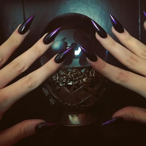 Azarath, metrion, zinthos!🔮🌑 . . . . . . . . . . . #gothnails #witchnails #goth #gothic #raven #teentitans #witchcraft #witch #witchy Black Witch Nails Acrylic, Gothic Baddie Nails, Medium Goth Nails, Gothic Dip Powder Nails, Cool Goth Nails, Raven Nails Designs, Acrylic Nails Witchy, Witchy Nails Coffin, Witch Aesthetic Nails