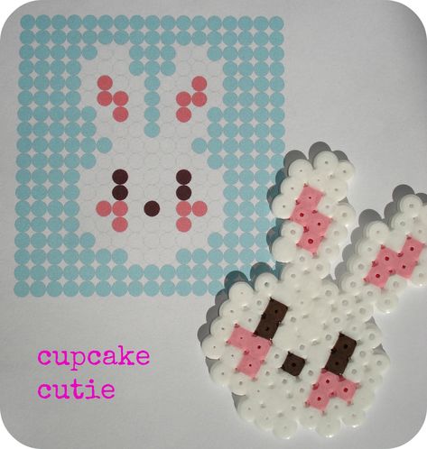 cupcake cutie: Free hama bead Bunny pattern Bead Bunny, Pixel Beads, Fuse Bead Patterns, Art Perle, Hama Beads Design, Hama Bead, Motifs Perler, Lego Minecraft, Hama Beads Patterns