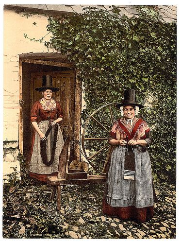 [Welsh spinners and spinning wheel, Wales] (LOC) | Flickr - Photo Sharing! Traditional Welsh Dress, Welsh Lady, Postcard Collection, Buy Wall Art, Spinning Wheel, Colour Photograph, Of Wallpaper, Old Pictures, Traditional Dresses