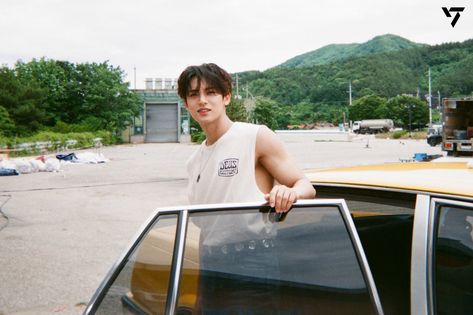 Seventeen Film Photo, Sector 17, Vernon Chwe, Kim Min Gyu, Kim Mingyu, Going Seventeen, Seventeen Wonwoo, Seventeen Album, Film Photo