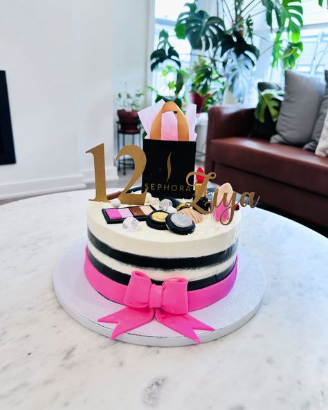 Beautiful Sephora ❤️ . . #sephora #sephoracollection #cake #makeuplover #cakeart #cakedesigner #myottawa #mybarrhaven #ottawa Sephora Birthday Cake, Sephora Cake Birthday, Sephora Birthday Party, Sephora Birthday Party Theme, Sephora Cake, Poppy Birthday, 12th Birthday Cake, 10 Birthday Cake, Queen Cakes