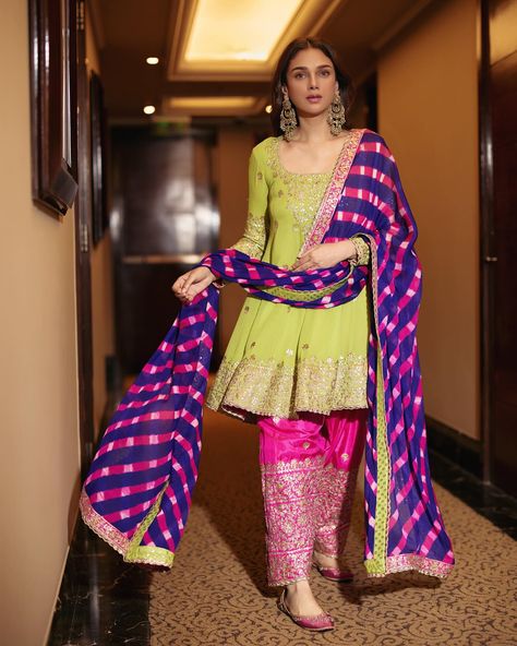 @aditiraohydari for #Promotions ✨✨ #Heeramandi #HeeramandiOnNetflix @netflix_in #ShotByteamclickwala Photography Team @clickwalaphotography @siddology @_thebrownspace @stylewithtina_ @rahulpurkait Outfit @heenakochharofficial Earrings @amrapalijewels #StyledbySanamRatansi Team @jannat__r @sanjamkaur92 @isshika.manan Hair @dakshhnidhi Make up @tanujadabirmakeup Ethnic Suit, April 12, Boutique Design, Desi, Make Up, Boutique, Photographer, Hair, Photography