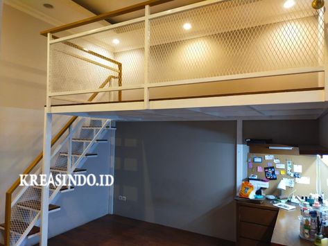 Mezzanine Didalam Kamar Tidur Pesanan Bpk Milfan di Bintaro Loft Style Bedroom, House Loft, Rental House, Style Bedroom, Room Kids, Loft Style, Bed Room, Small Bedroom, House Rental