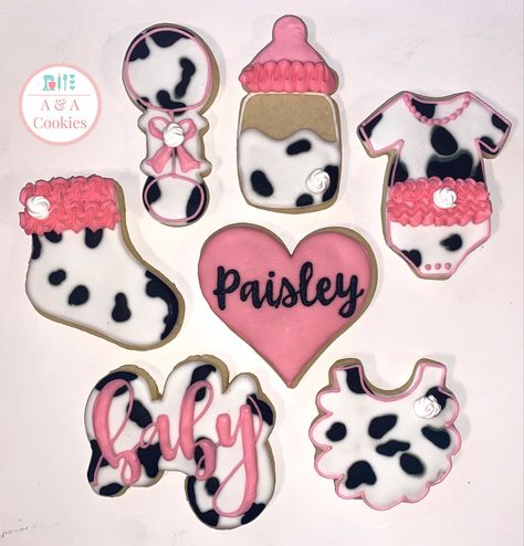 Cow Print Cookies Pink, Pink Cow Print Baby Shower Ideas, Moo Moo I’m Two Cookies, Cowgirl Baby Shower Cookies, Cowboy Or Cowgirl Gender Reveal Cookies, Butterfly Baby Shower Centerpieces, Cow Cookies, Cow Baby Showers, Moon Baby Shower