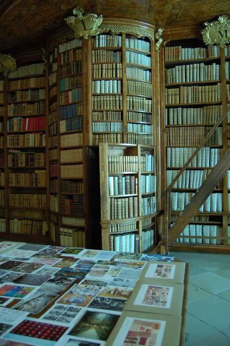 12 Incredible Home Libraries with Hidden Doors Secret Door Bookshelf, Hidden Passageways, Hidden Library, Floor To Ceiling Bookshelves, Bookshelf Door, Secret Passage, Secret Passages, Secret Passageways, Bookcase Door