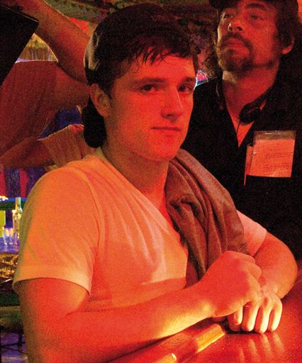 Teddy Atkins Teddy Atkins, Josh Hutcherson Cute Pics, Teddy Atkins Josh Hutcherson, Josh Hutcherson Profile Picture, Josh Hutcherson Shirt Off, Josh Hutcherson With Animals, Josh Hutcherson Thumbs Up, Mike Schmidt, Griffith Park