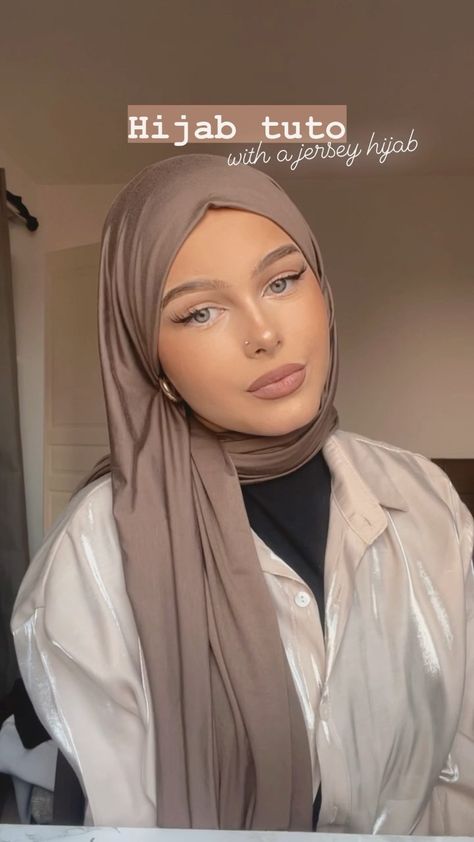 Jersey Hijab Tutorial, Jersey Hijab Style, Jersey Hijab, Tutorial Hijab, Instagram Tutorial, Hijab Styles, Muslimah Aesthetic, Hijabi Girl, Hijab Tutorial