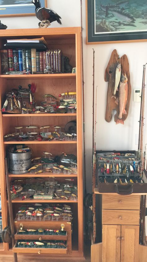 Fishing Rod Storage Ideas, Fishing Room Decor, Knife Display Case, Fishing Gear Storage, Fly Tying Desk, Gear Room, Fishing Shack, Fishing Storage, Fishing Rod Storage