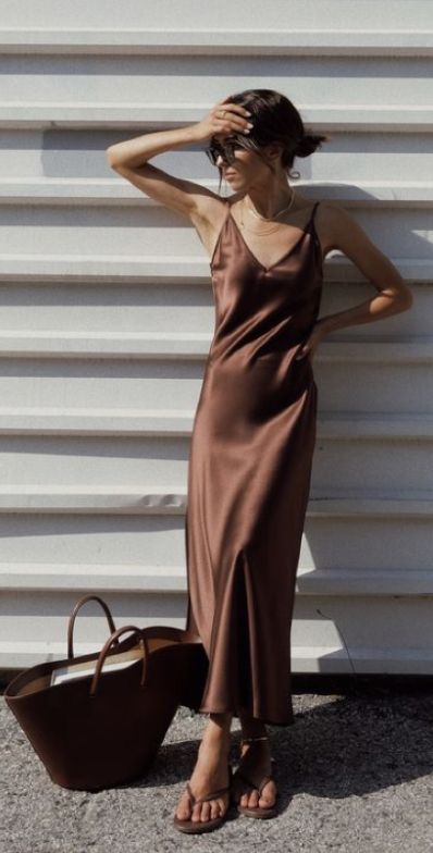 Brown Silk Dress Outfit, Evening Event Outfit, Satin Dress Outfit, Brown Satin Dress, Yellow Satin Dress, Midi Silk Dress, Friday Outfit, French Outfit, Stylish Fall Outfits